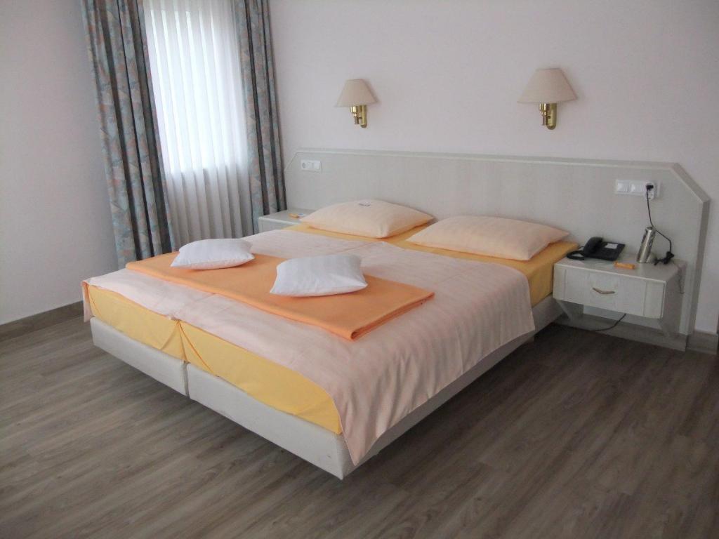 Hotel Garni Classico Aschaffenburg Phòng bức ảnh